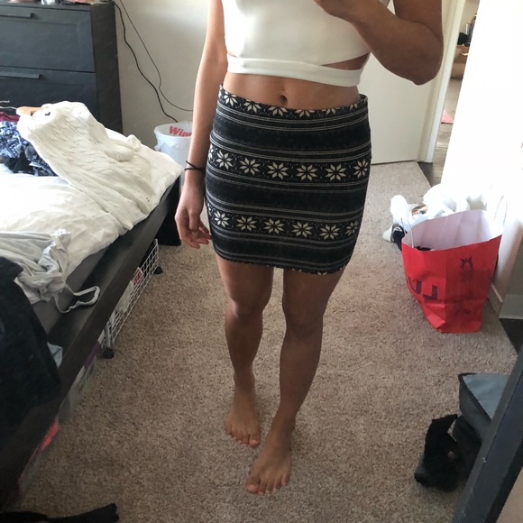 Nollie Pencil Skirt - Picture 1 of 2